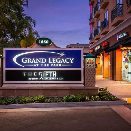 Grand Legacy At The Park Hotel Анахайм Екстериор снимка